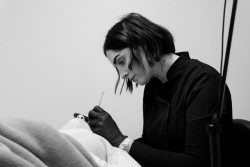 Se faire retirer définitivement un tatouage